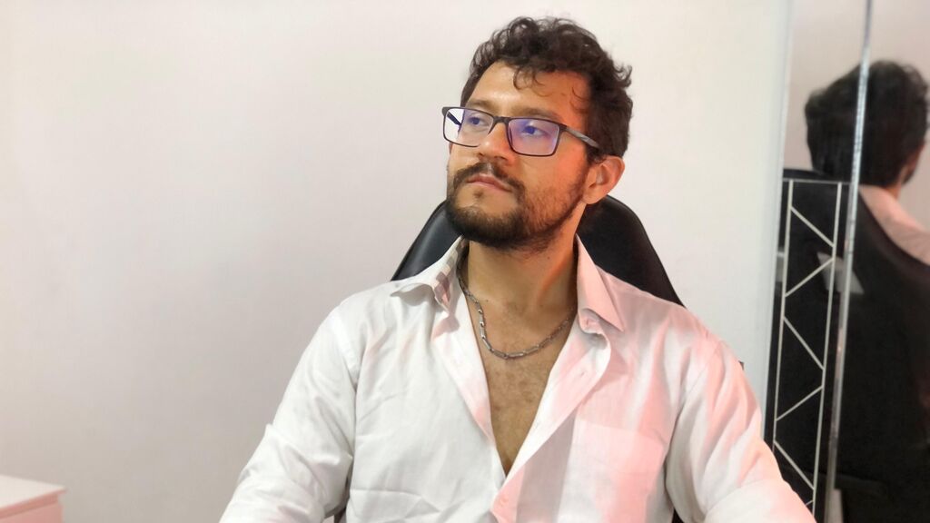 AlexanderVaron's profile from LiveJasmin at BoysOfJasmin'