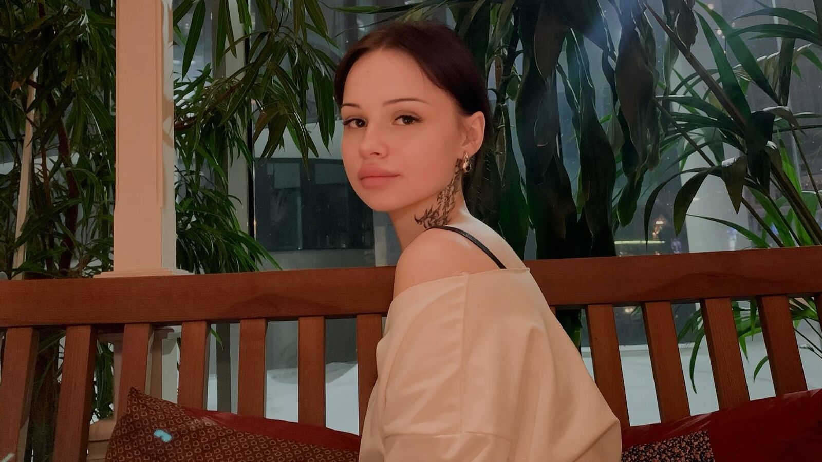 LianaHoffman erotic portrait