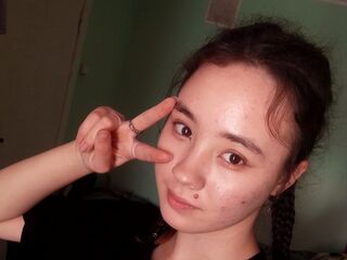 cam online AislyFollin