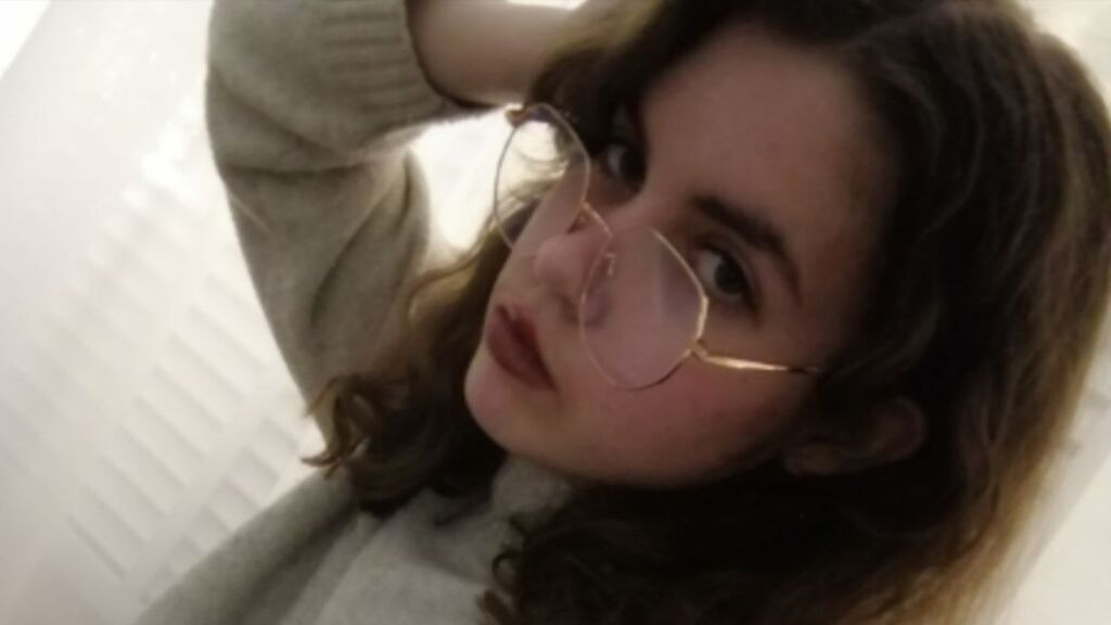 AdelineCrown