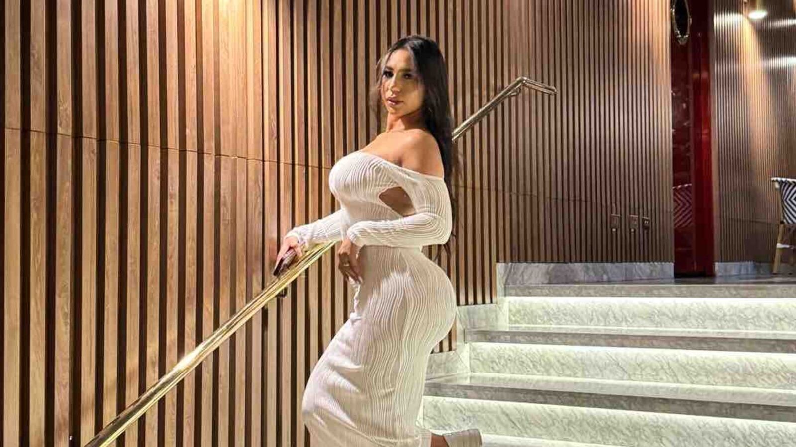 OrianaRossy erotic portrait