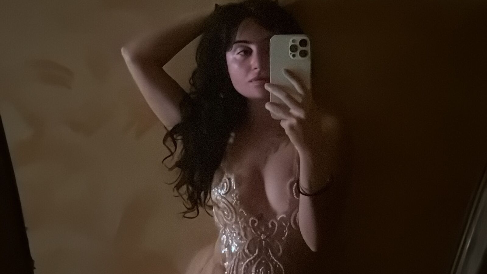 Noemilight erotic portrait