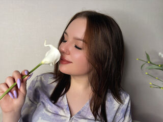 free online chat room DianaAstell