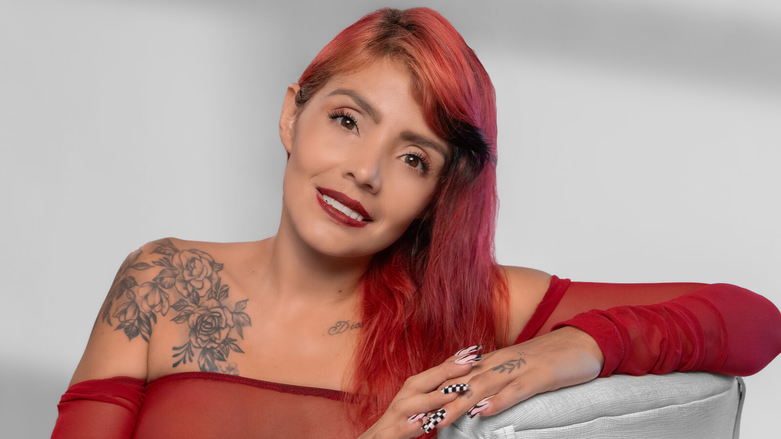 RouseMarie erotic portrait