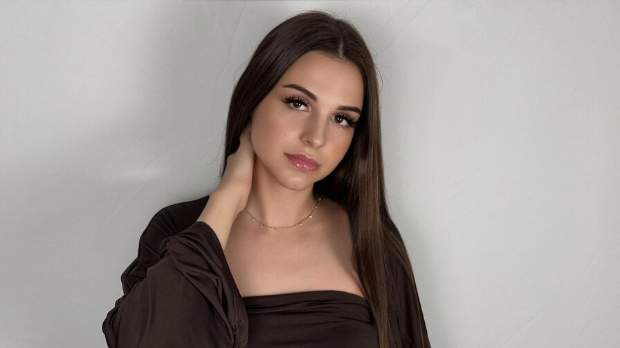 Watch ArianaMoss live on Fleur Mature