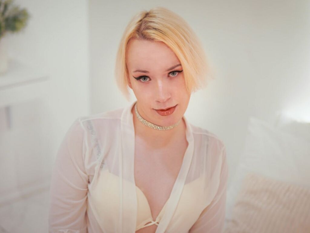 AmandaBatler Nackt