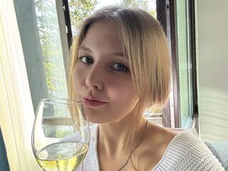 LerianaMakmillan Porn Show