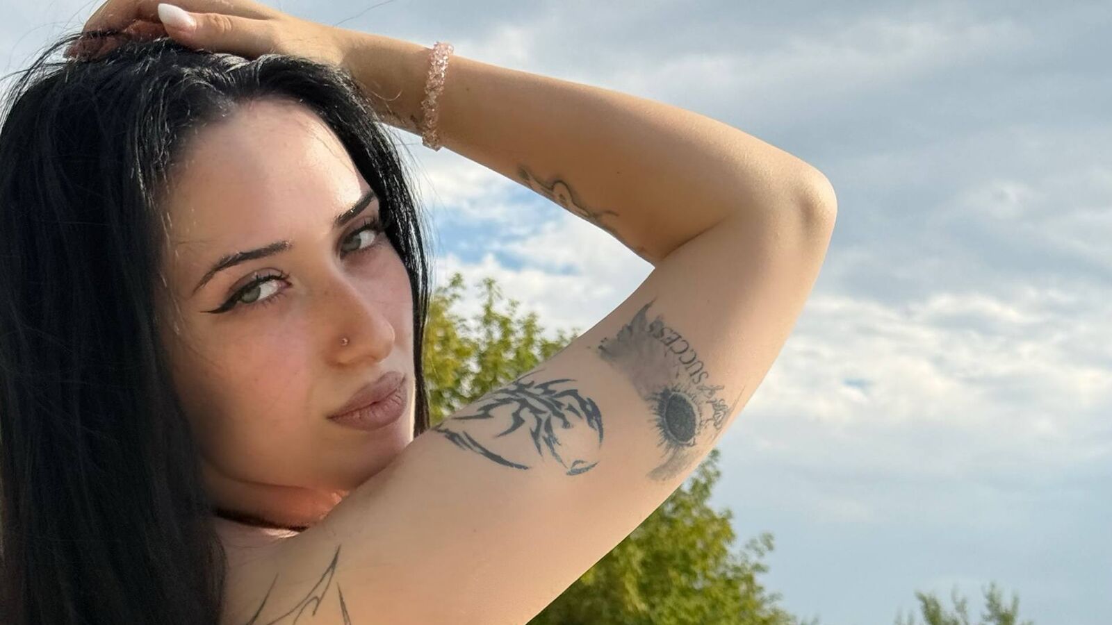 MonicaLowes erotic portrait