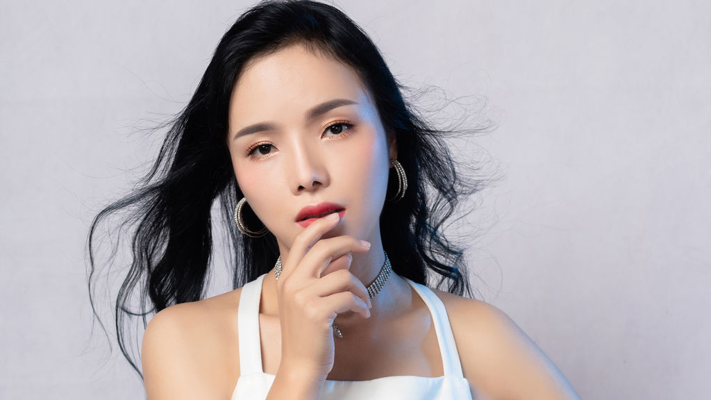 Watch  AnneJiang live on LiveJasmin