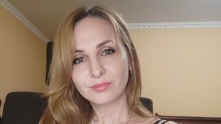 Free Nude MarsikaSmith