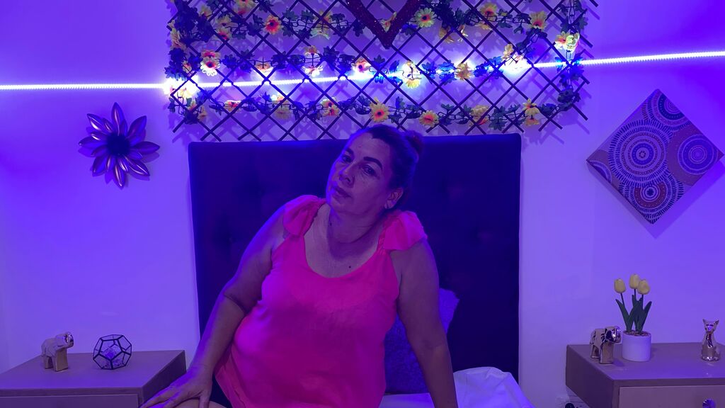 AnitaGuzman online on GirlsOfJasmin