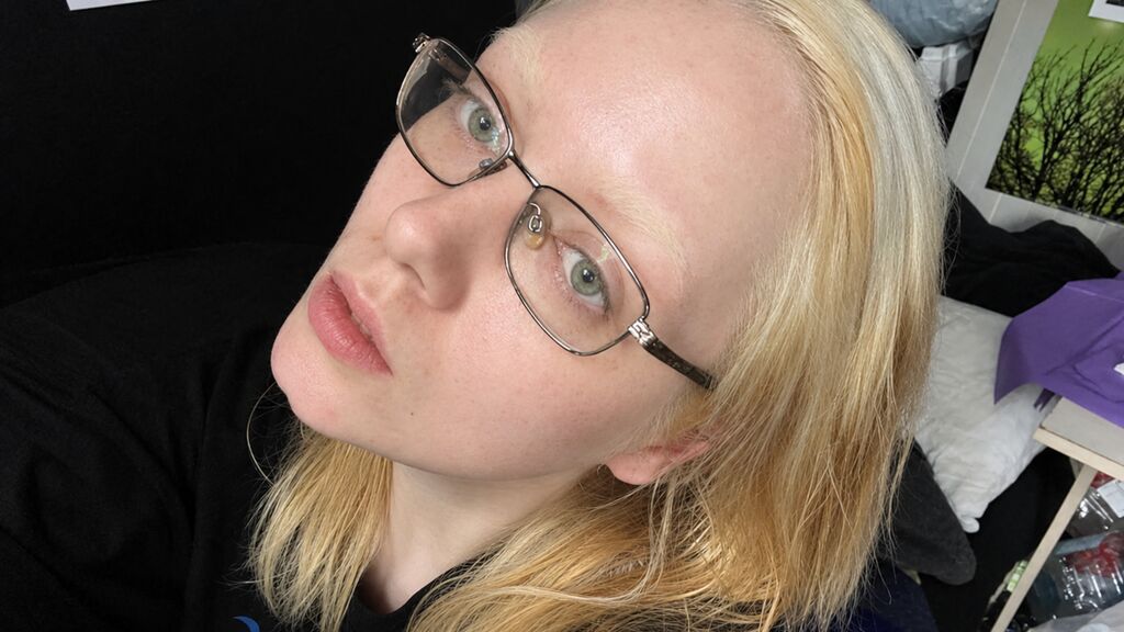 EmmaViper's profile from Jasmin at GirlsOfJasmin'