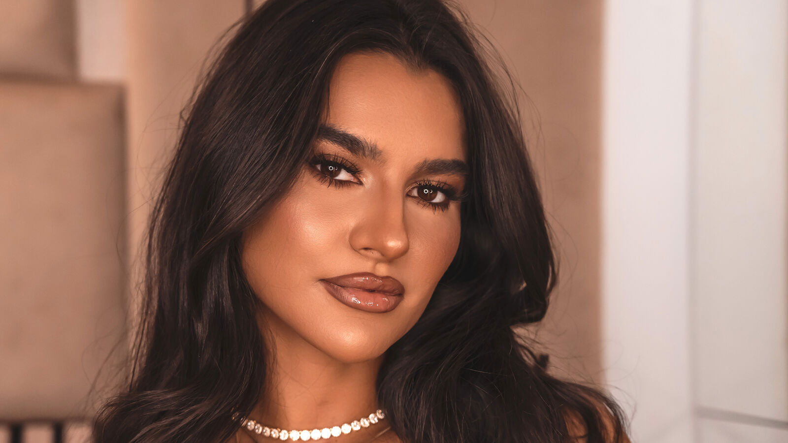 KiaraMaze erotic portrait
