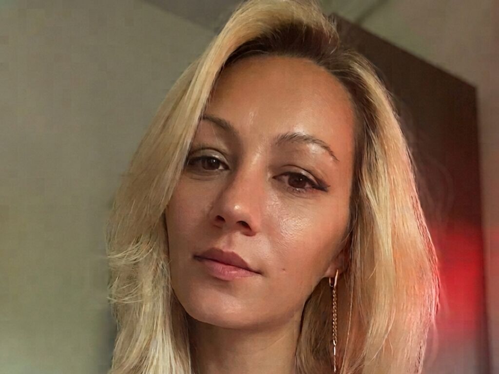 MayaCarlalo adult streaming profile photo