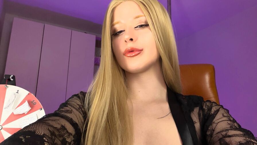 Free Naked MollyPose
