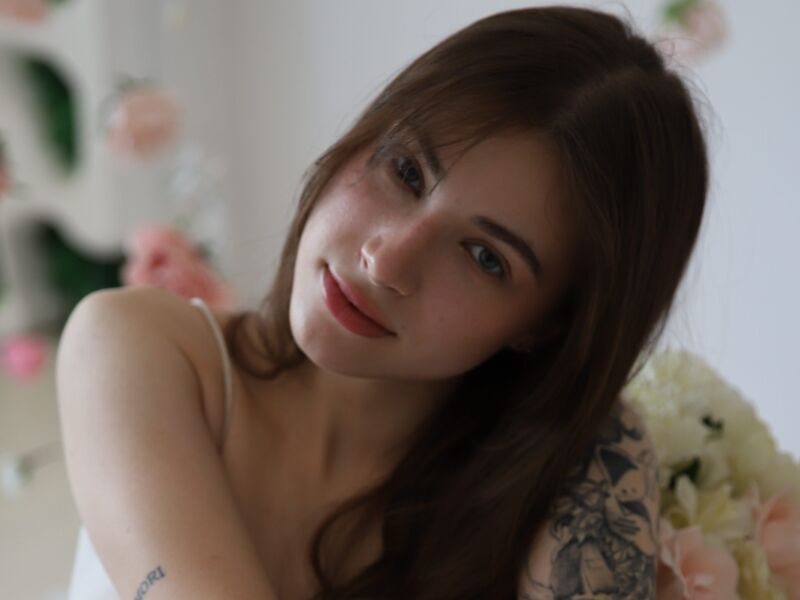 elliecruze