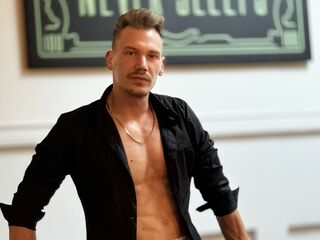 sex chat live MateoBenjamin