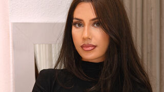 AlexiaNova Live Webcam on LiveJasmin