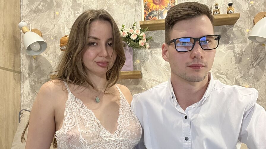 PashaAndMila's