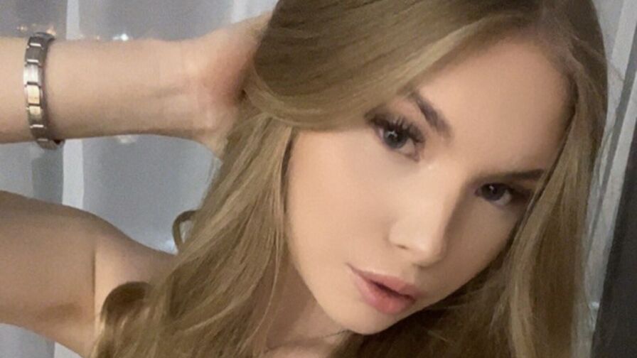 Live Porn Chat with ViolaFausel