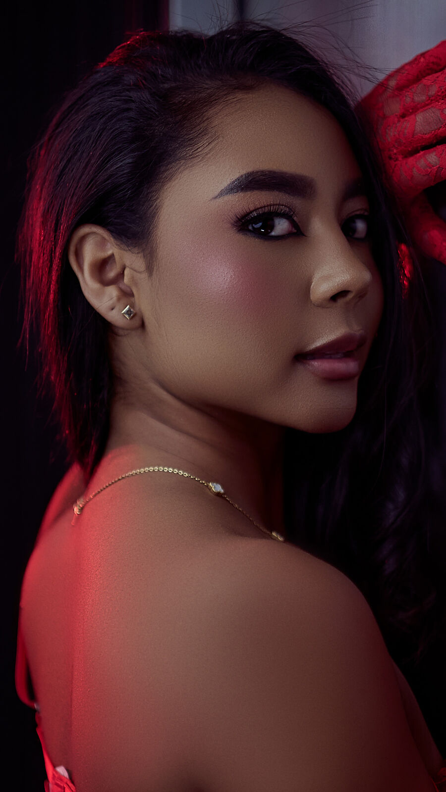 AlanaHank erotic portrait