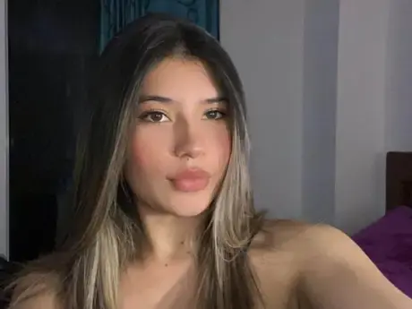 Chat with AmberDarnell
