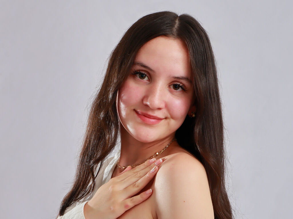 Mad ChloeDurgot from LiveJasmin gets her build banged online! ChloeDurgot from LiveJasmin
