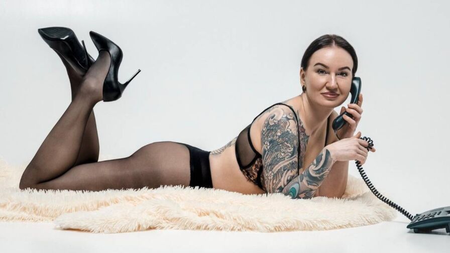 VIP Live Sex Chat with LissaSinn