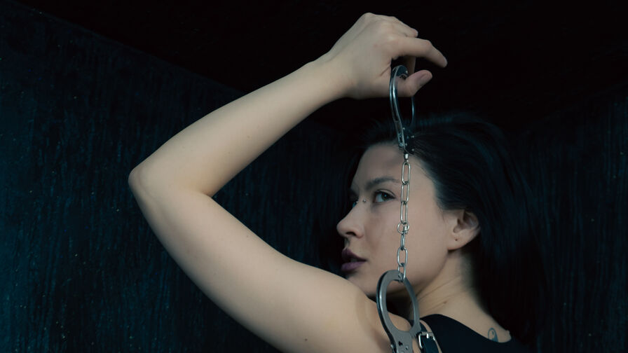 Watch KaiaKoslov on CoolMagazineOnline.com