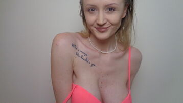 GiaDreams webcam show