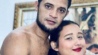 AnnaliaAndJeremy Live Webcam on LiveJasmin