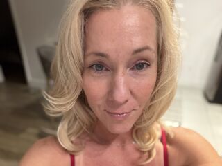 Cameltoe, Close up, Dancing, Love balls, Roleplay, Strap on, Striptease, Zoom, Deepthroat, Footsex, Snapshot, Joi, Sph
