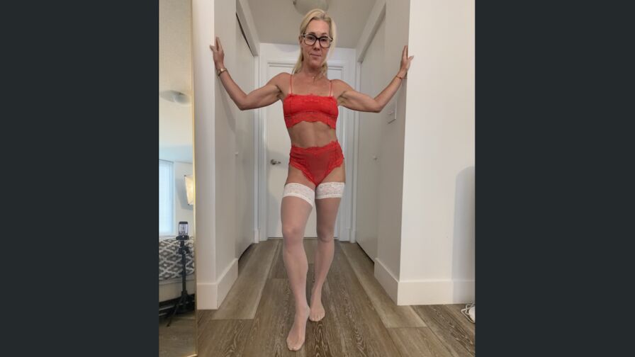 SarahLiberti's Sex ChatRoom