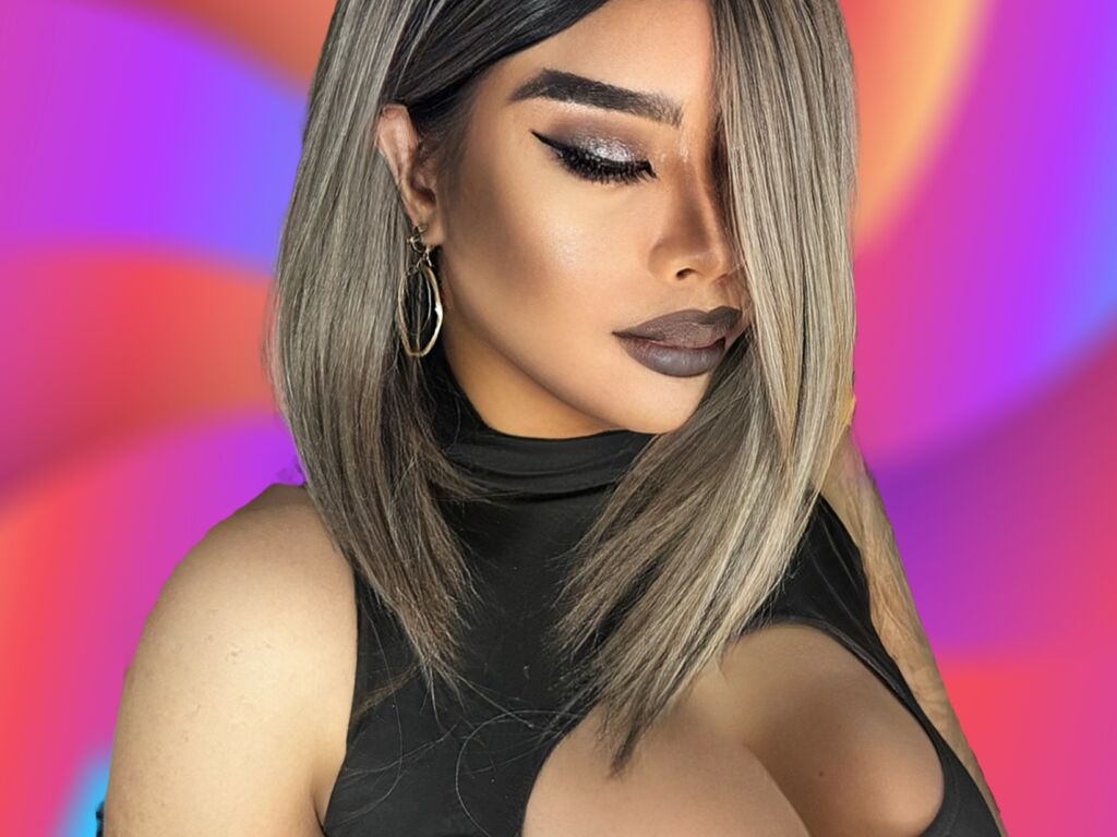 BellaTorch Nude