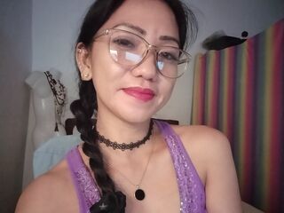 TinaJennah's live cam