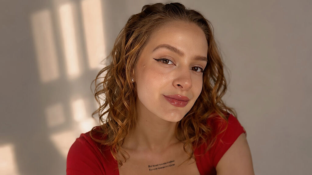 LeonaMoorel