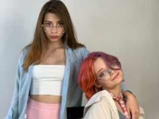 LucyAndOlivia Live cam girls USA