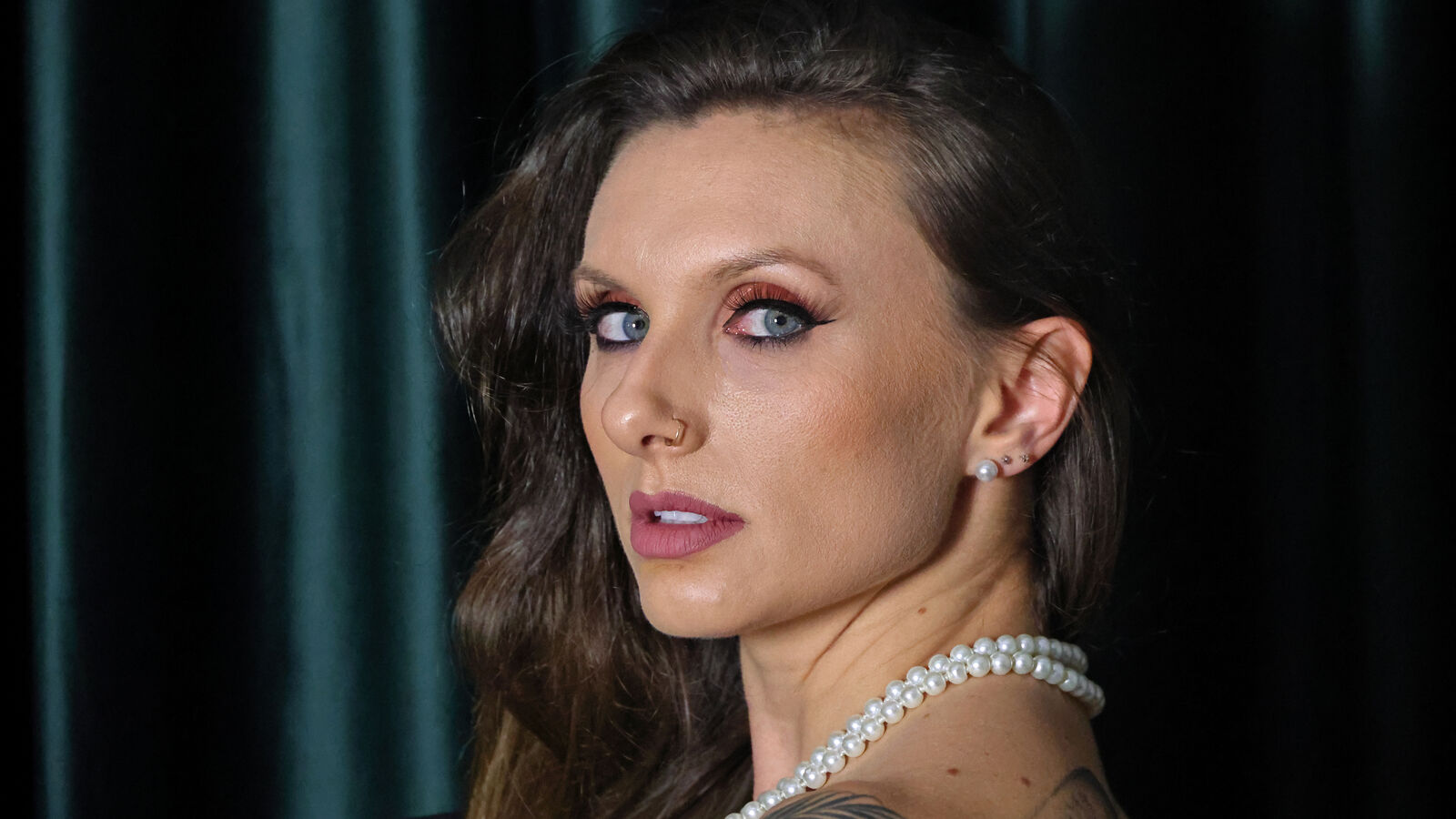 MiaSalles erotic portrait