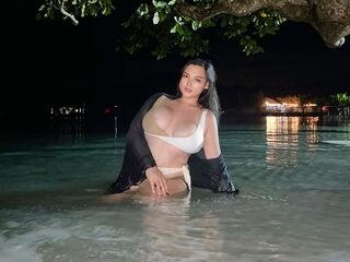 AngelSoiya is a webcam model from Philippines age 24