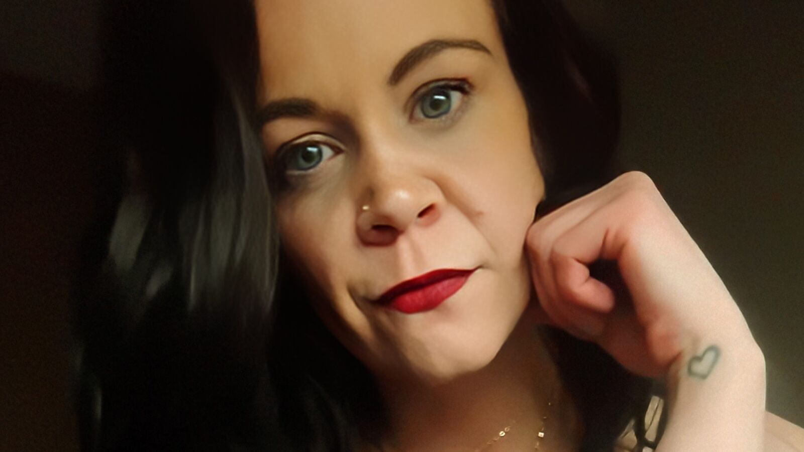 Ainsleytaylor erotic portrait