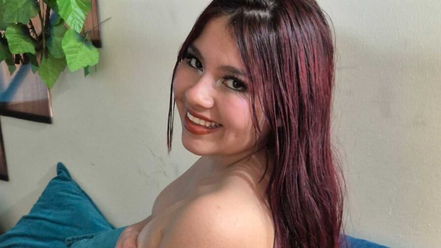 Watch LiliMonet live on Sex Girls Blend