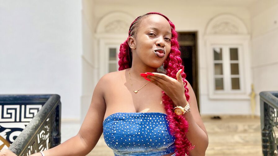 Watch CynthiaOnyi on CoolMagazineOnline.com
