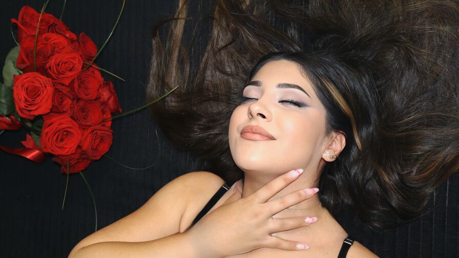 Watch AzaleaBriar live on Sex Zoom