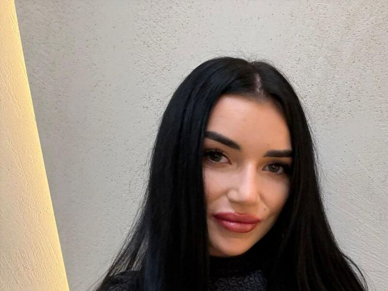 LyaDior superxxxporn