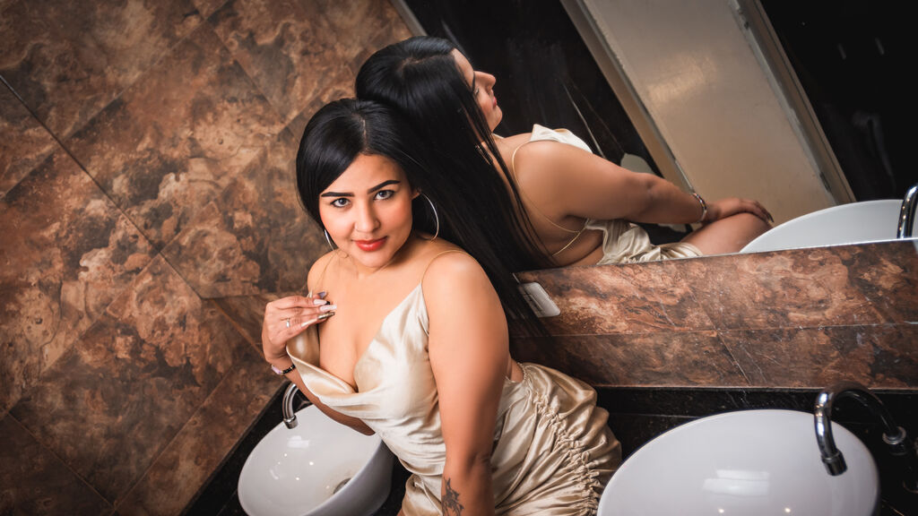  online at GirlsOfJasmin