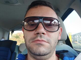 LoryMartin is a webcam model, age 43