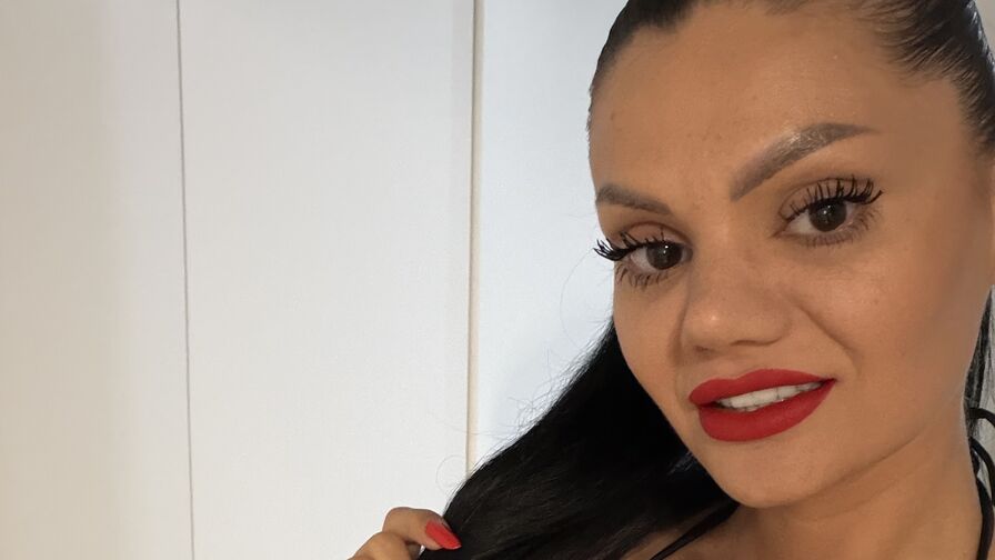 VIP Live Sex Chat with AmayaBlack