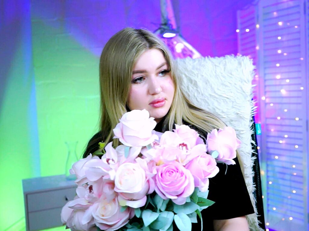 AliceRiwe Nackt