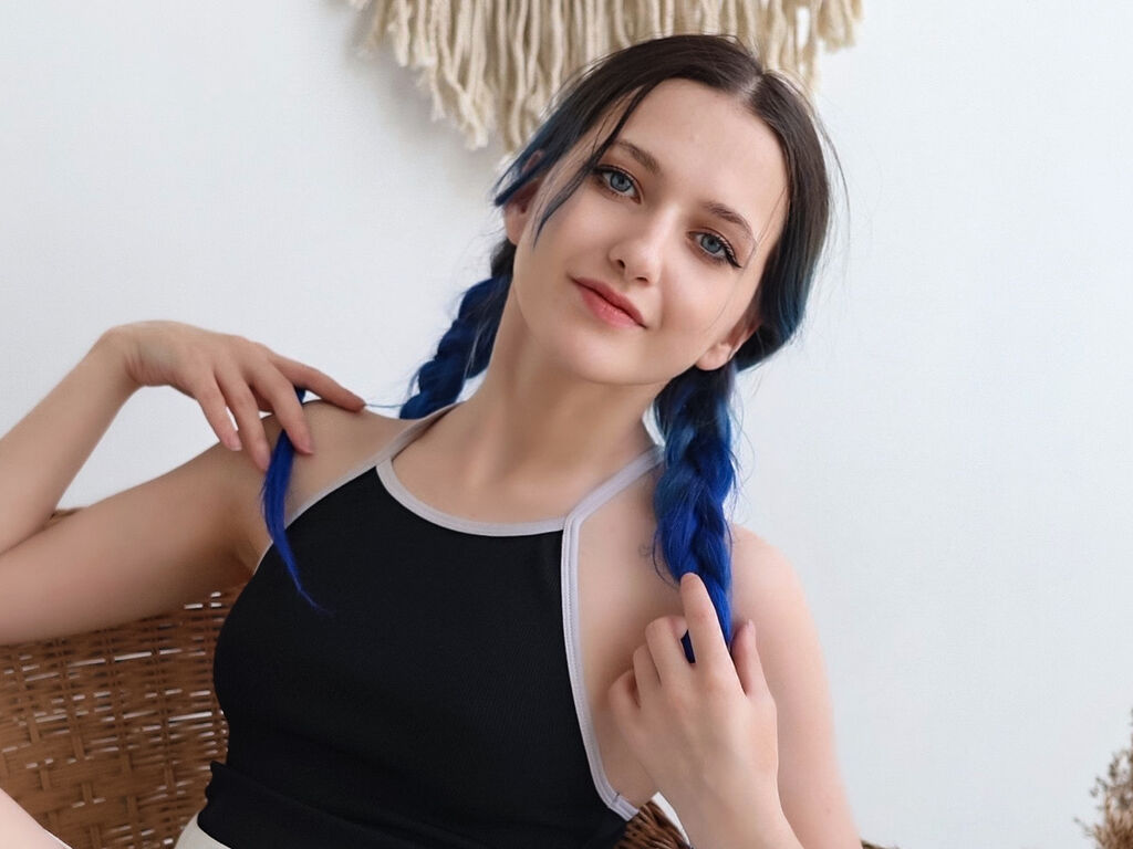 MilaDelays Nude