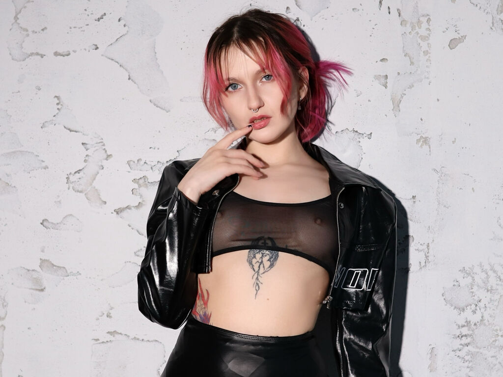 MilaDelays Profile Image
